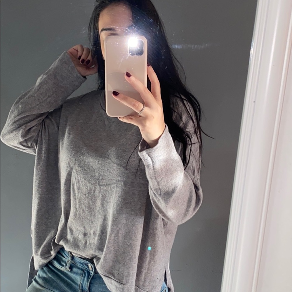 💙Grey top 5/$21